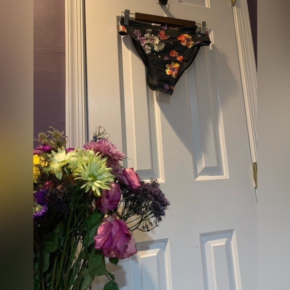 Savage X Fenty Other - 𝅺SAVAGE X Fenty Night Blooms Panty (Xs-blk)